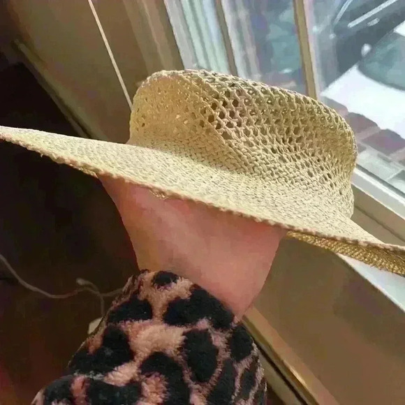 Gap straw hat  - Picture 3 of 4